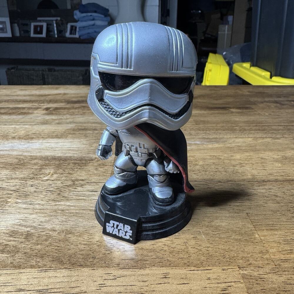 Funko Pop! Star Wars Captain Phasma BobbleHead Vinyl Figure #65 - Out of Box